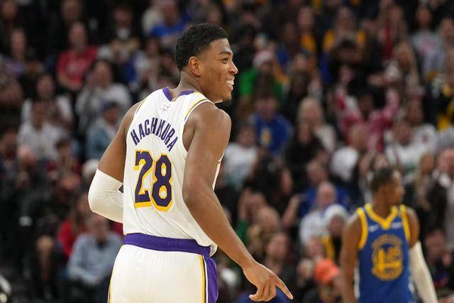 包含SKT观众热烈欢呼！，萨拉赫迎来二十赛季出色发挥引发球迷热议的词条-九游入口