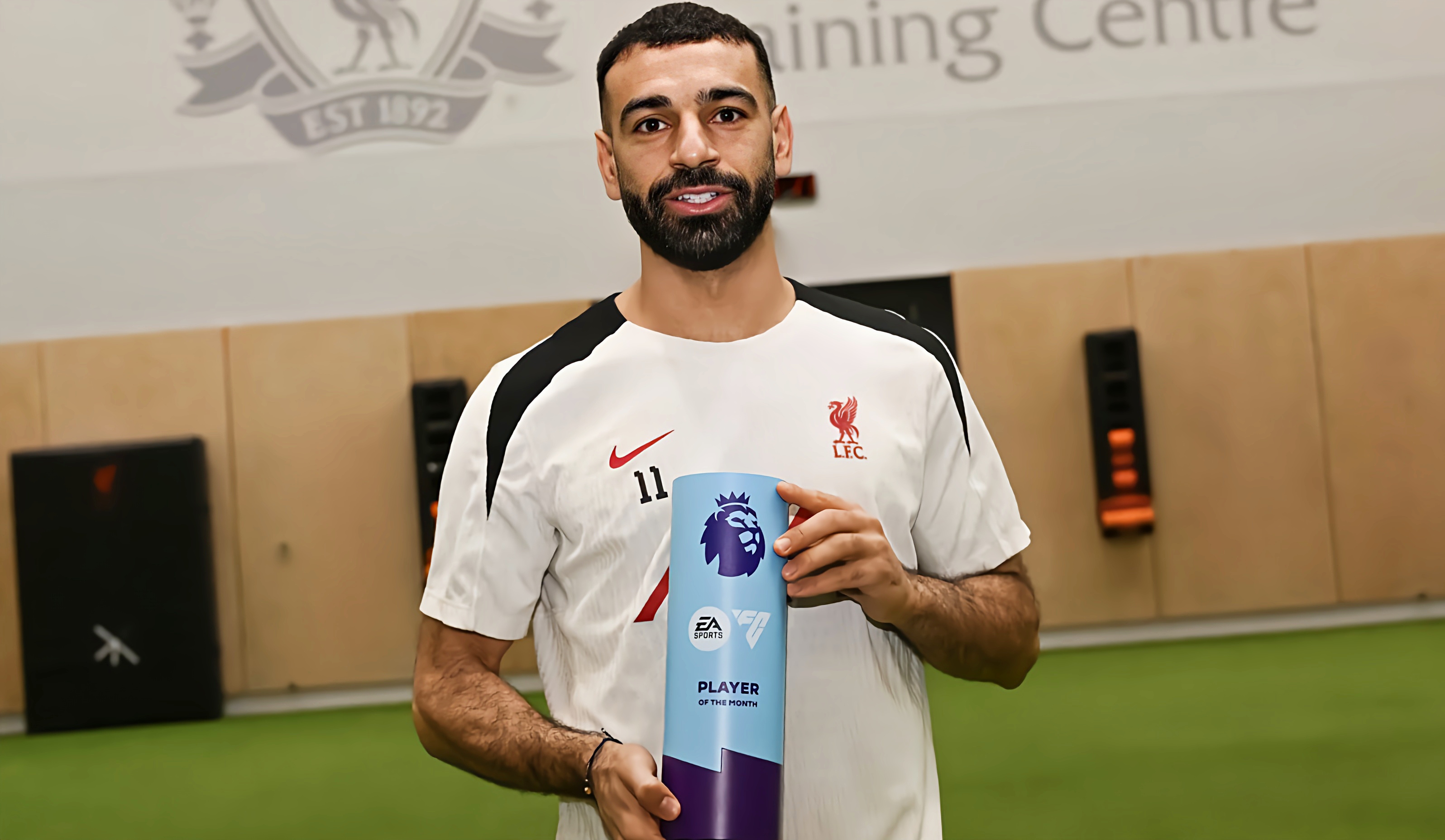 关于重返赛场引发热议！，萨拉赫在公牛比赛中表现优异再创辉煌时刻的信息-九游入口