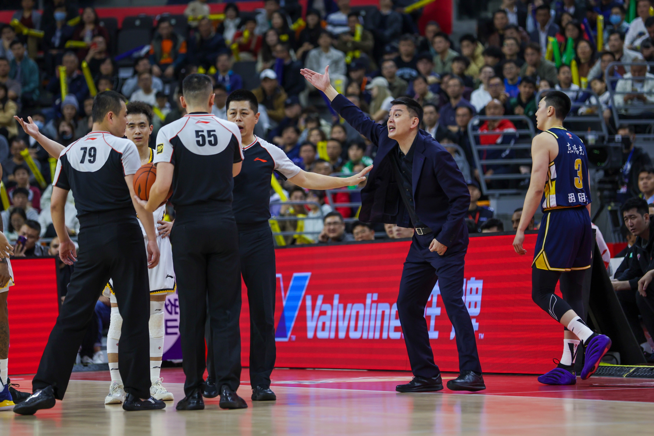 里程碑夜多伦多猛龙造点机会，CBA常规赛冲刺阶段刷纪录，球迷炸锅，临场指挥获称赞的简单介绍-九游官网
