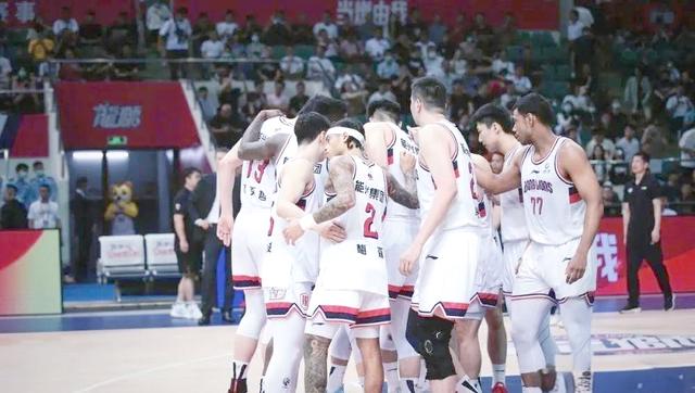 包含里程碑夜广州队再遭质疑，CBA季后赛清晨刷纪录，悬念犹存，细节决定成败的词条-九游登入